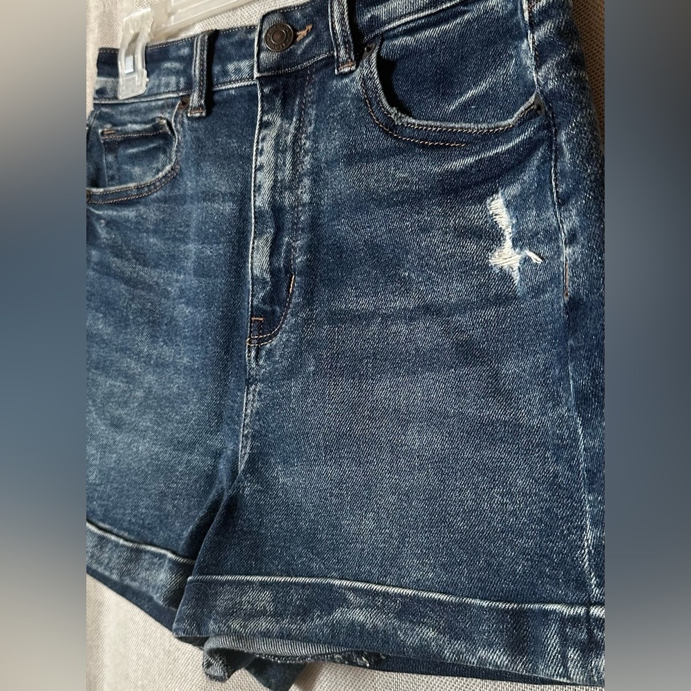 American Eagle Outfitters•women’s highest rise mom shorts•size 4•blue•NWT•new - Picture 3 of 15